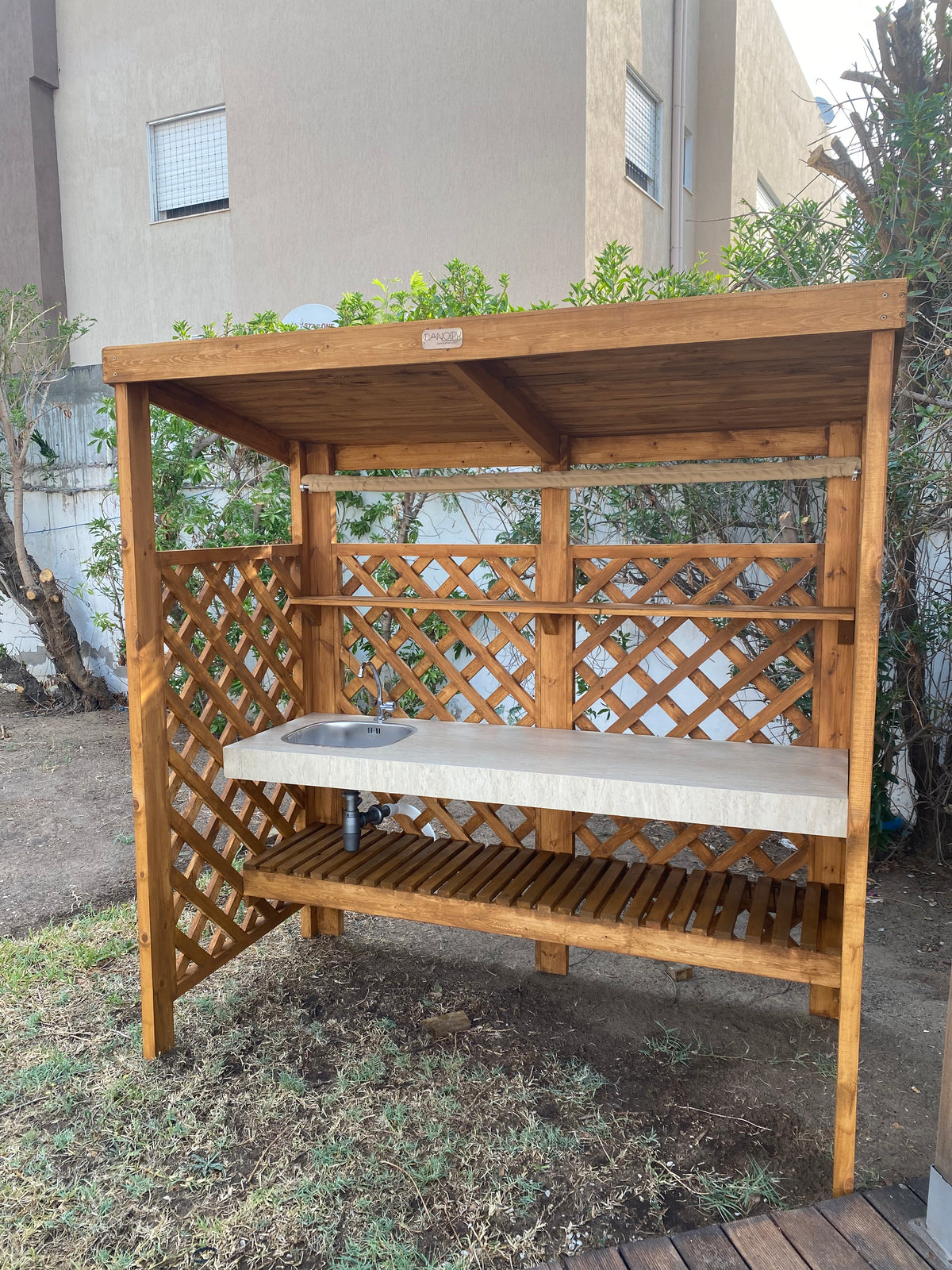 Cuisine extérieure en bois massif – Kit prêt à assembler